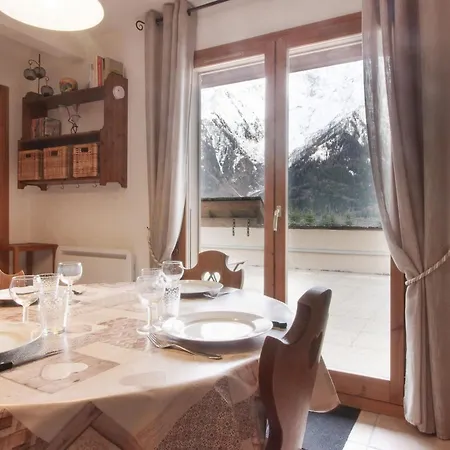 Betulle - 2bedroom - Patio Facing Mont-blanc Range Apartment *