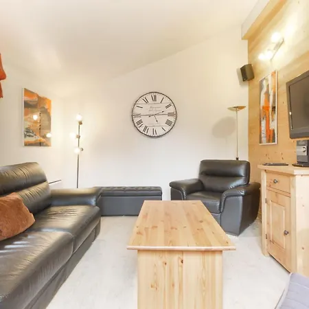 Apartment Betulle - 2bedroom - Patio Facing Mont-blanc Range