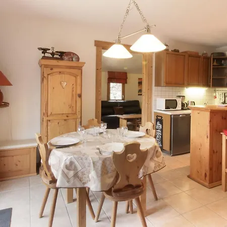 Betulle - 2bedroom - Patio Facing Mont-blanc Range Apartment *
